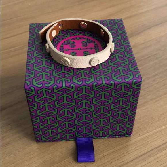 Tory Burch Jewelry - Tory Burch Nude Saffiano Leather Bracelet